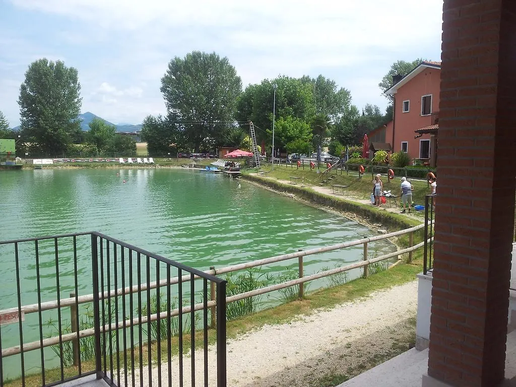 Bed and Breakfast Laghetto ai Portici Pastrengo Italia