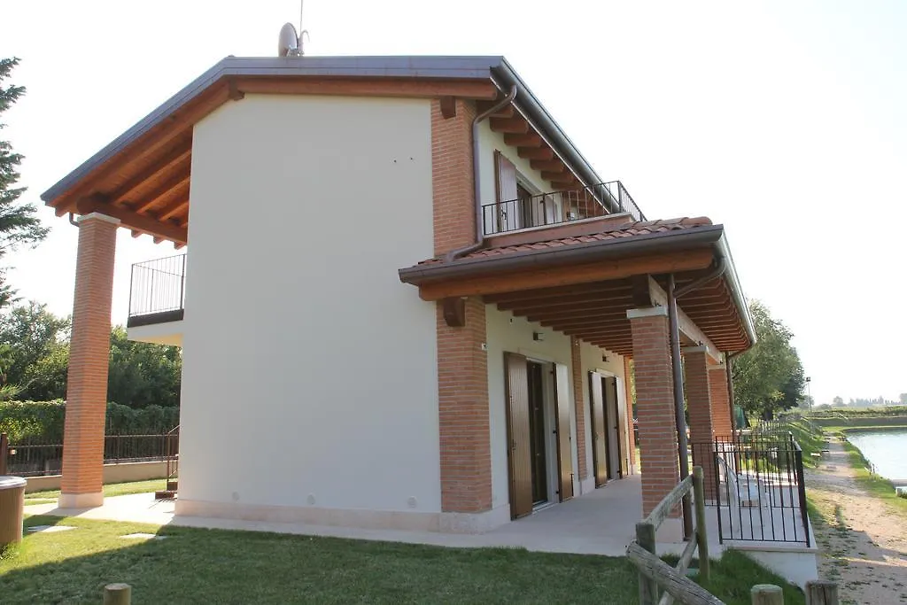 Bed and Breakfast Laghetto ai Portici Pastrengo 0*,