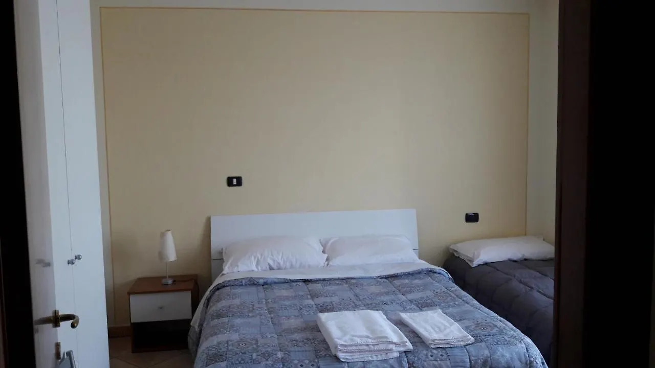 Bed and Breakfast Laghetto Ai Portici Pastrengo